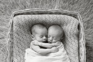 Cocoon Photo Christine Gaudissart Photographe Nouveau né Bébé Jumelles Andernos Lège Cap Ferret Bassin d'Arcachon Bordeaux 02